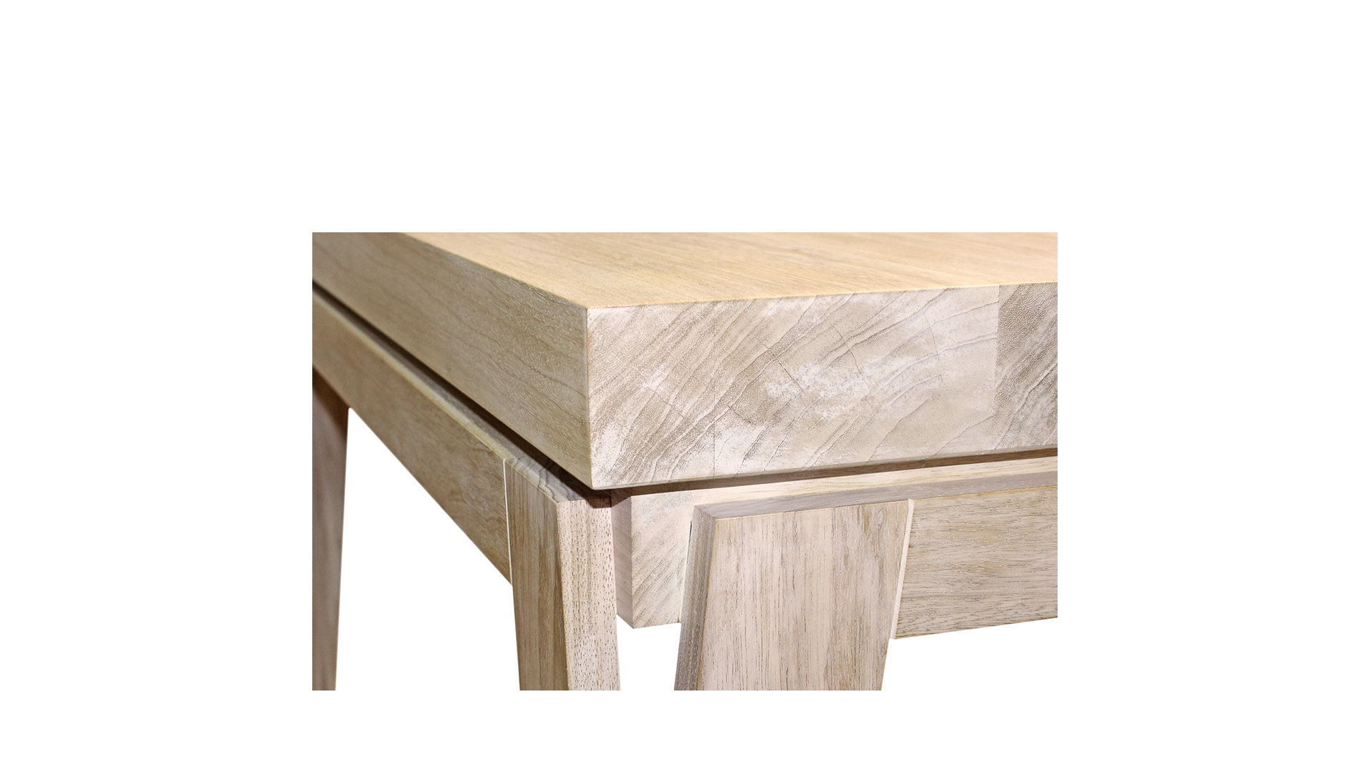 minimal classic dining tables